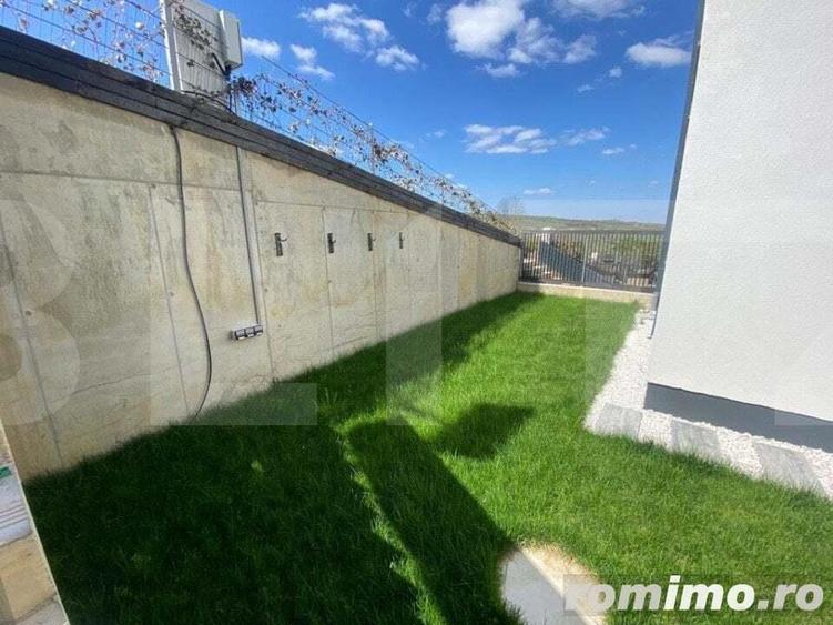 Casă cu 5 camere cu Teren 298 Mp în Borhanci