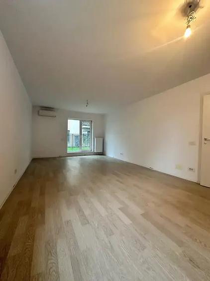 Apartament cu 3 camere în Theodor Pallady