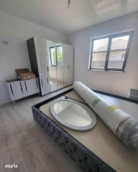 Casă cu 3 camere în Mărgineni