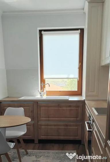 Apartament cu 3 camere decomandat în Popas Păcurari