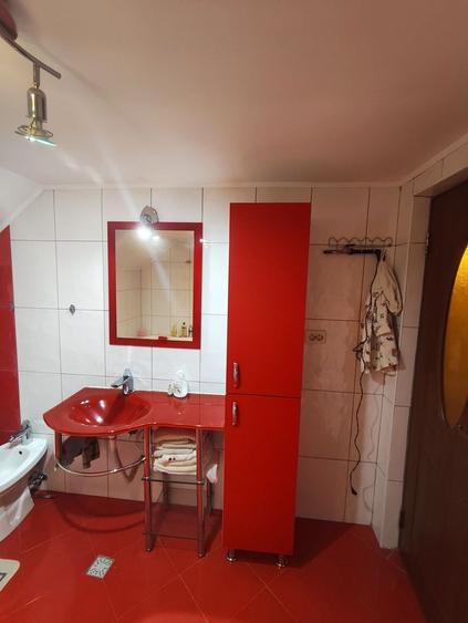 Casă cu 4 camere în Galda de Jos