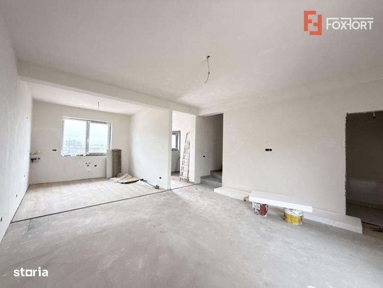 Casă cu 4 camere în Exterior Nord