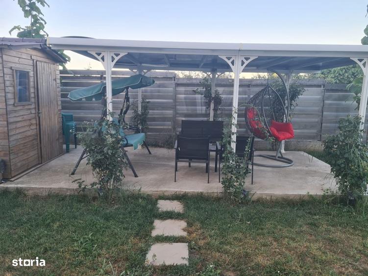 Casă cu 4 camere în Cârcea