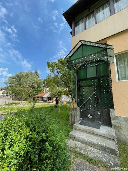 Apartament cu 3 camere decomandat în Valea Cerbului