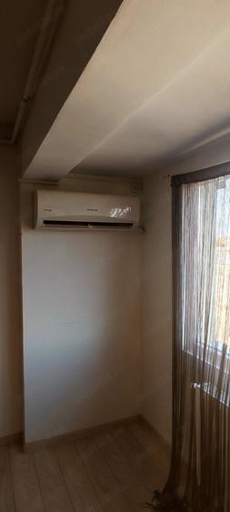 Apartament cu 3 camere semidecomandat în Lipovei