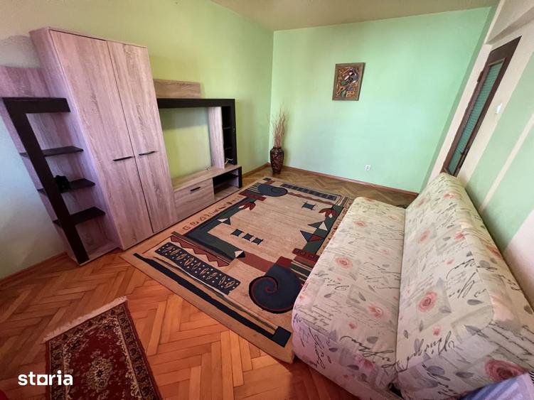 Apartament cu 2 camere decomandat în Mihai Viteazul