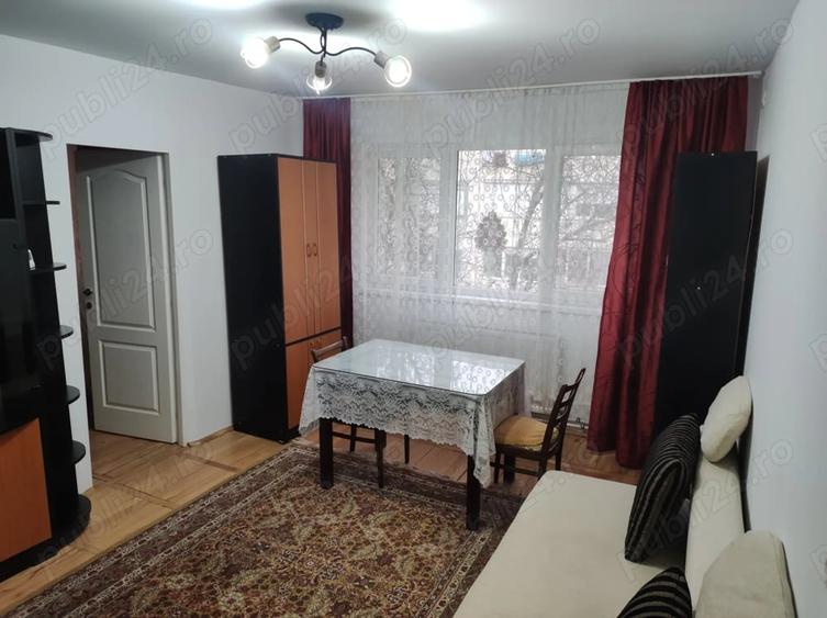 Apartament cu 2 camere nedecomandat în Girocului