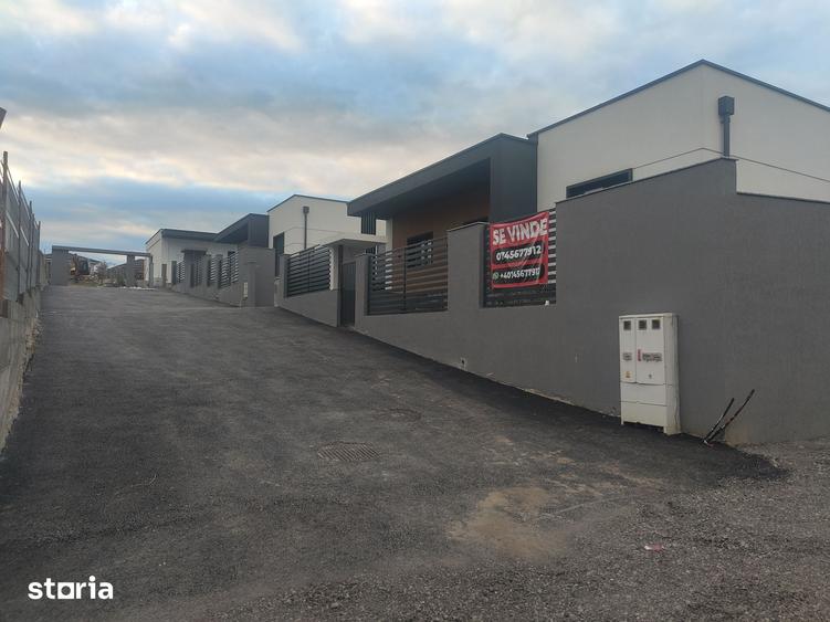 Casă cu 5 camere cu Teren 450 Mp în Apahida