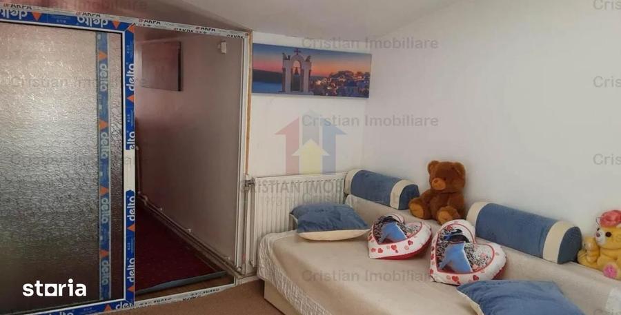 Garsonieră decomandată în Central