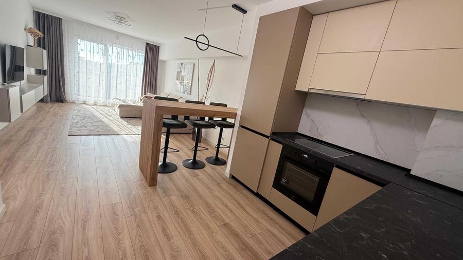Apartament cu 2 camere decomandat în Drumul Taberei