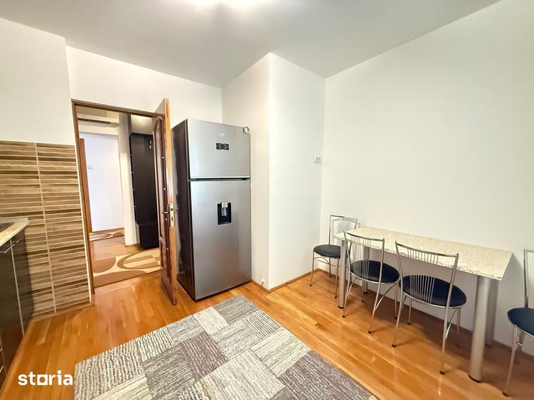 Apartament cu 3 camere decomandat în Nerva Traian