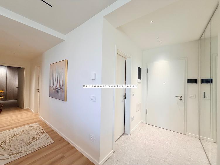Apartament cu 3 camere în Tractorul