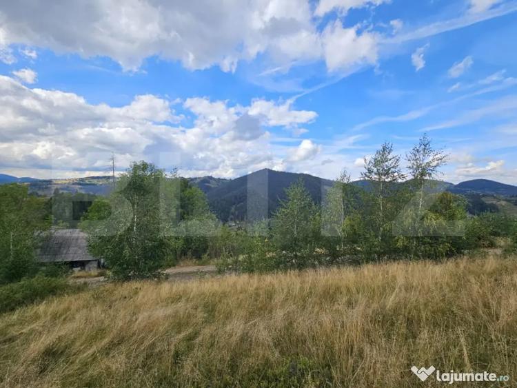 Teren intravilan 5.271 mp cu priveli?te spectaculoasa - 1