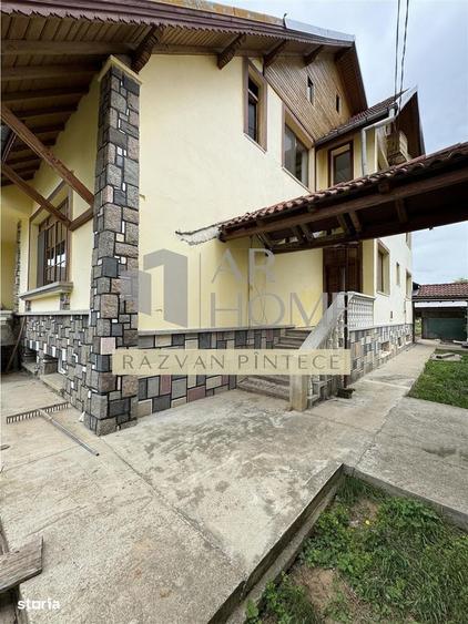 Casă cu 4 camere cu Teren 1915 Mp în Păulești
