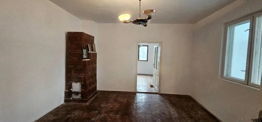 Casă cu Teren 553 Mp în Central