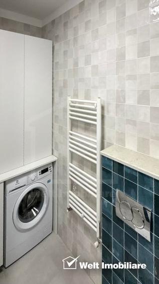 Apartament cu 3 camere semidecomandat, mobilat în Între Lacuri
