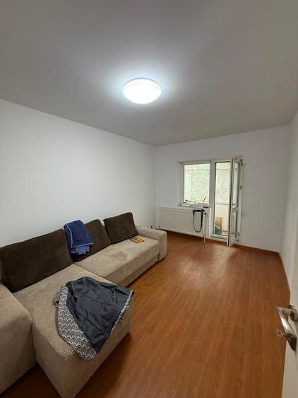 Apartament cu 3 camere decomandat în Nord