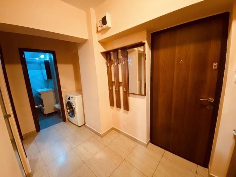 Apartament cu 2 camere decomandat în Tomis II
