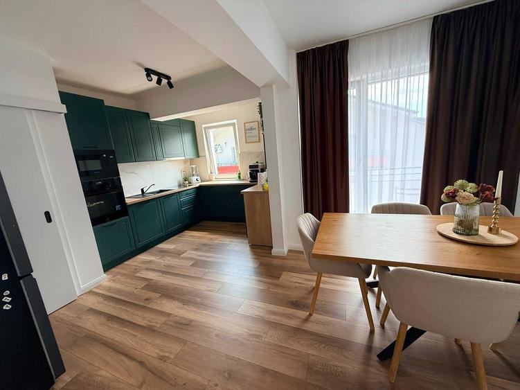 Apartament cu 3 camere decomandat în Baciu