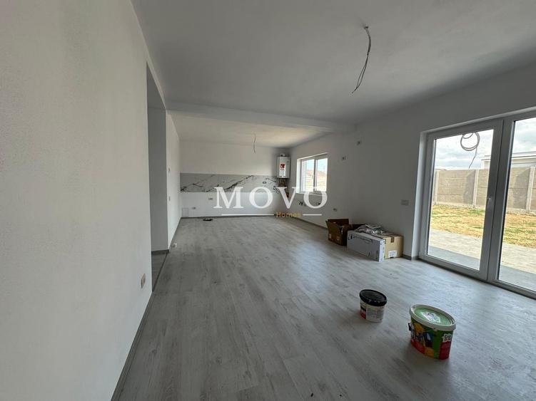Duplex cu 3 camere cu Garaj în Sânandrei
