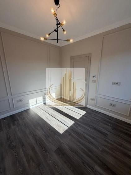 Duplex cu 5 camere cu Canalizare în Ghiroda