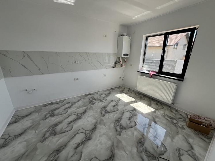 Casă individuală cu 3 camere cu Canalizare în Valu lui Traian