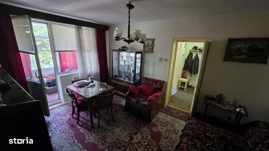 Vand ap cu 2 camere Piata Mare - 2