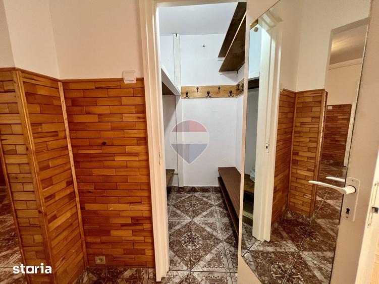 Apartament cu 3 camere decomandat în Vasile Aaron