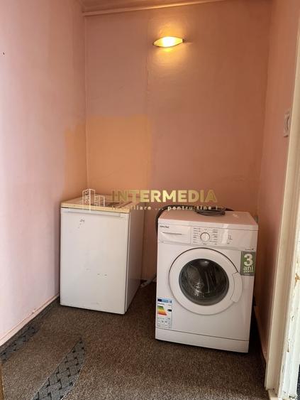 Garsonieră decomandată în Cetate