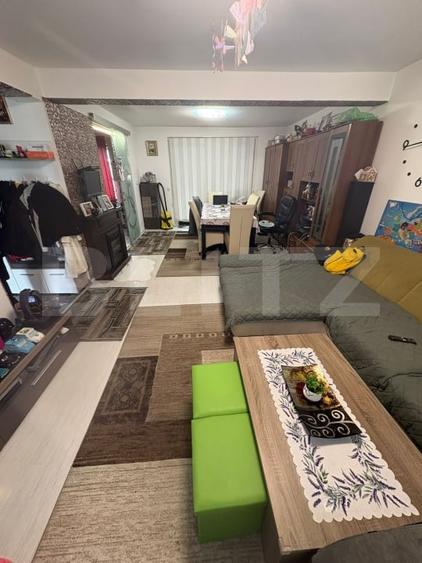 Casă individuală cu 4 camere cu Canalizare în Sud