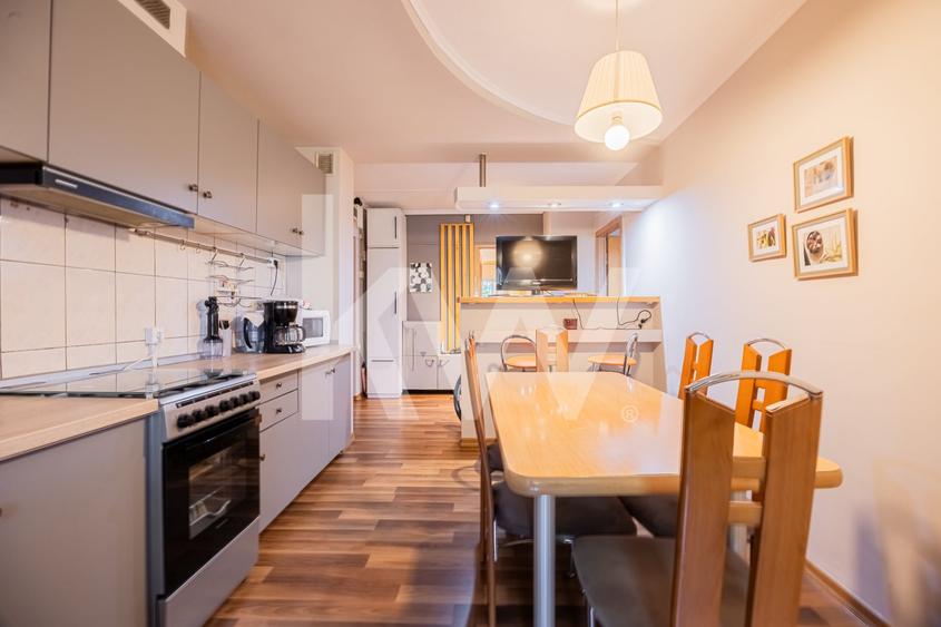 Apartament cu 3 camere decomandat în Răcădău