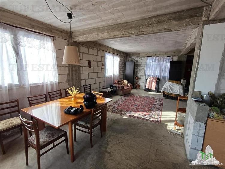 Casă individuală cu 4 camere cu Teren 719 Mp în Frumușani