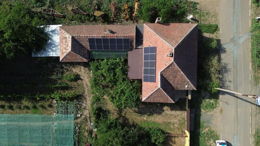 Casă individuală cu 4 camere cu Canalizare în Macea