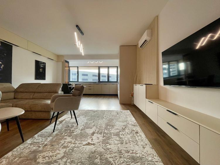 Apartament cu 2 camere decomandat în Pipera