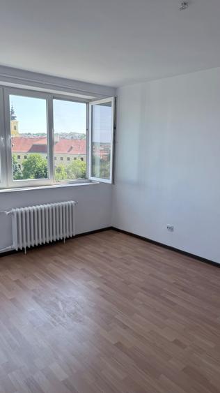 Apartament 2 camere de inchiriat, str. Dacia langa Palatul Baroc - 4