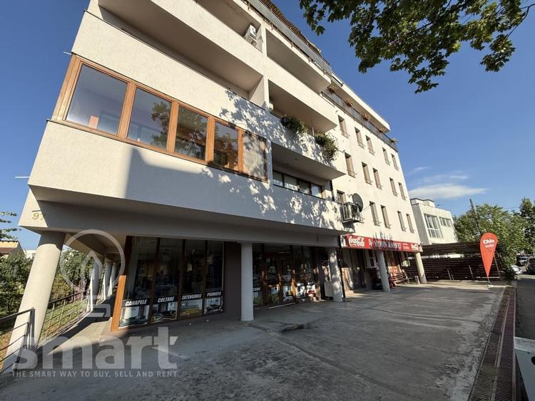 Apartament cu 3 camere semidecomandat, mobilat în Gheorgheni