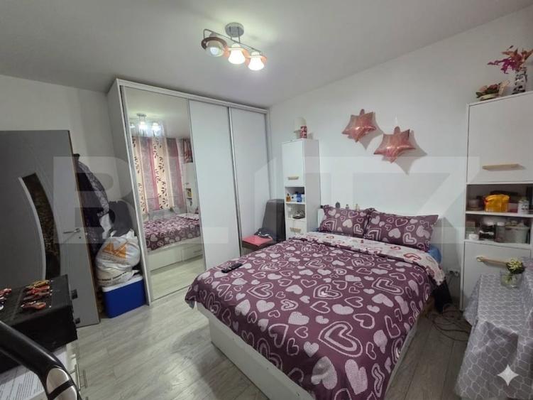 Apartament 3 camere, 2 bai, gradina, decomandat, parcare, Zona Eroilor - 1