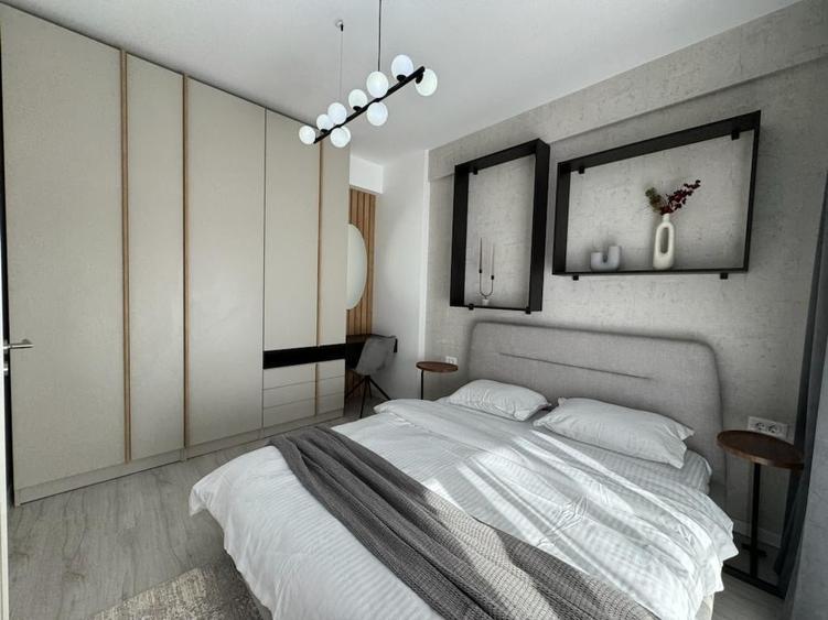 Apartament cu 2 camere decomandat, mobilat în Mamaia