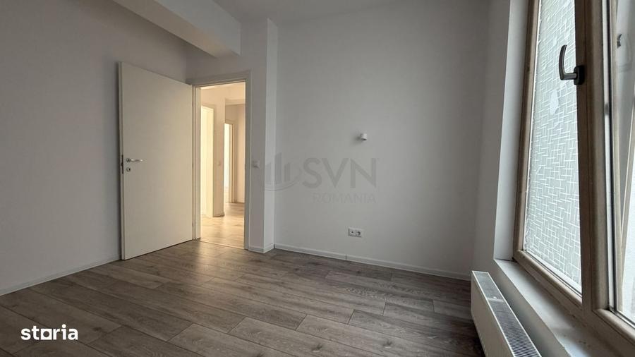 Apartament cu 4 camere semidecomandat în Iancului