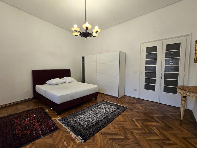 Apartament cu 4 camere în Medicină