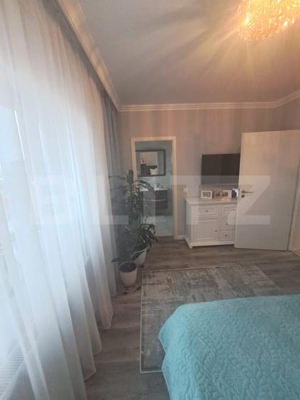 Duplex cu 3 camere cu Canalizare în Sânpetru