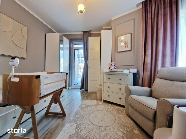 Apartament cu 3 camere semidecomandat, mobilat în Bună Ziua
