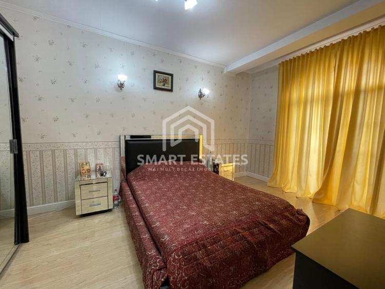 Casă individuală cu 7 camere decomandat cu Canalizare în Alexandru Obregia