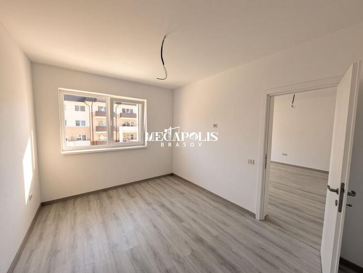 Apartament cu 2 camere semidecomandat în Sânpetru