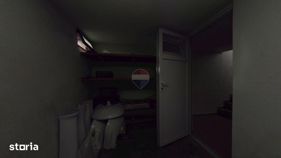 Apartament cu 3 camere în Florilor