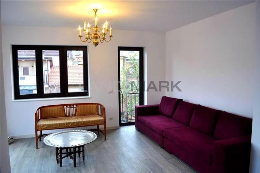 Apartament cu 3 camere decomandat în Bălcescu