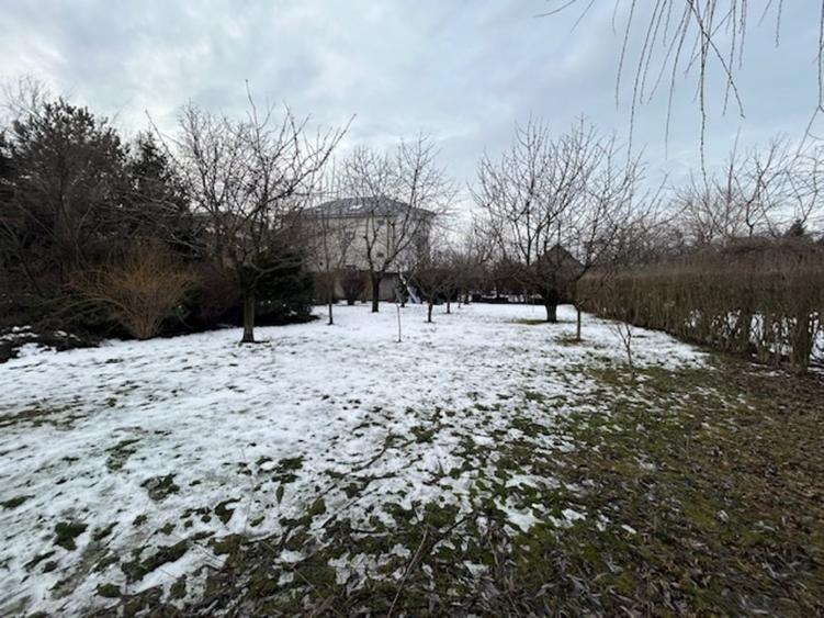 Casă cu 4 camere cu Teren 2000 Mp în Bragadiru