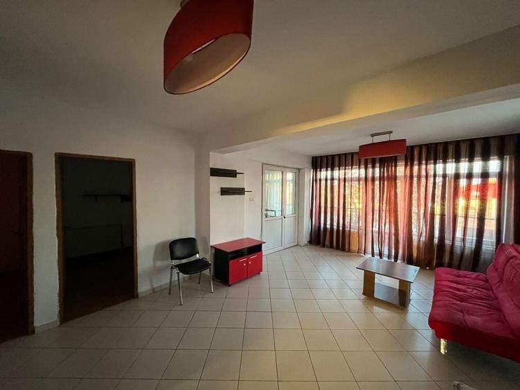 Casă cu 4 camere cu Teren 362 Mp în Șerbănești
