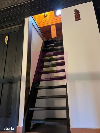 Casă cu 6 camere cu Teren 1593 Mp în Central