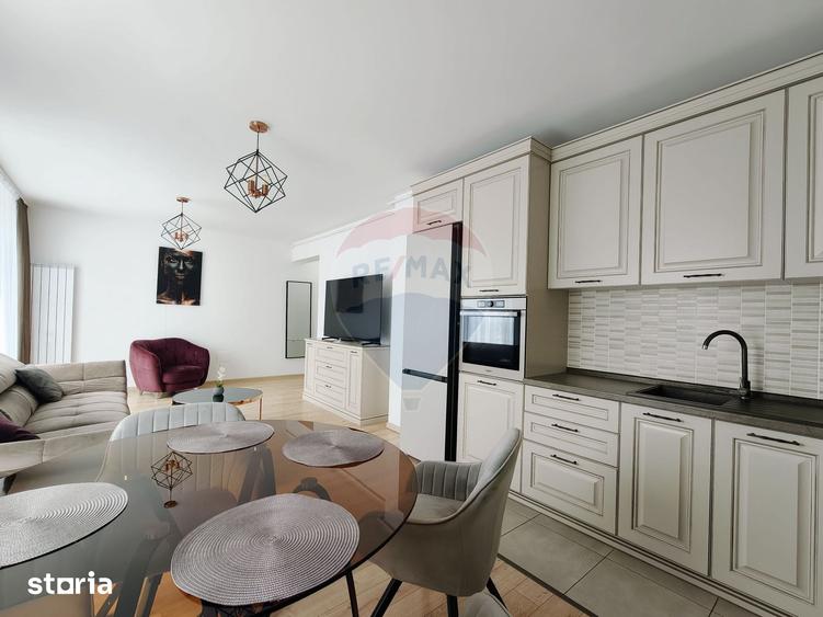 Apartament cu 3 camere în Tractorul